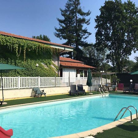 Fattoria Sequoia Bed and Breakfast Castagneto Po Exterior foto