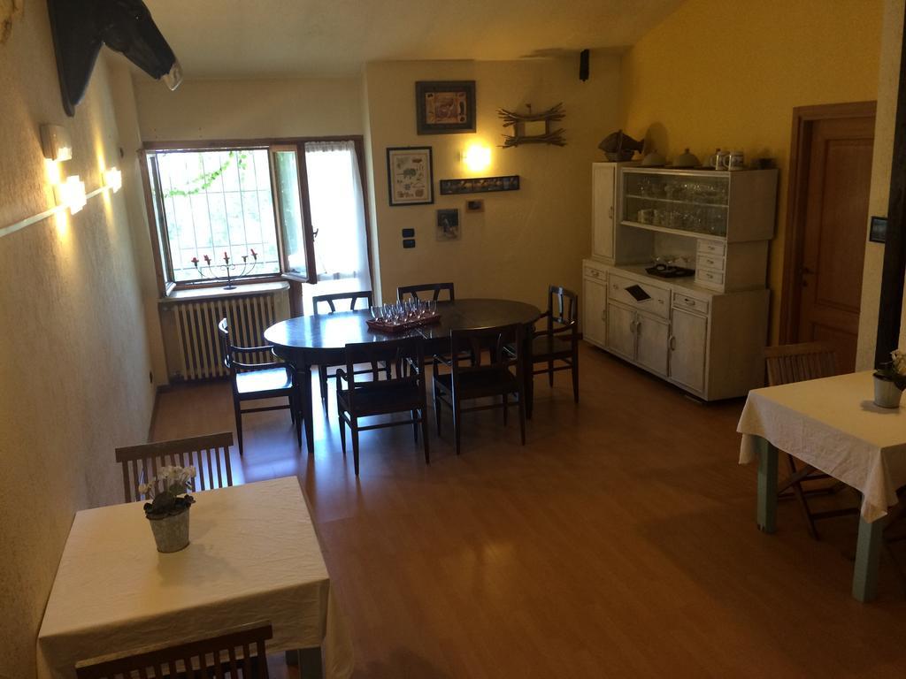 Fattoria Sequoia Bed and Breakfast Castagneto Po Exterior foto
