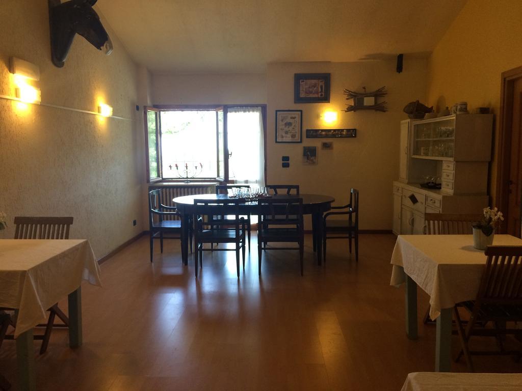 Fattoria Sequoia Bed and Breakfast Castagneto Po Exterior foto